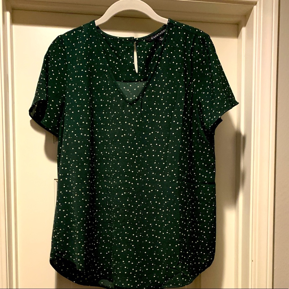 Flutter sleeve top